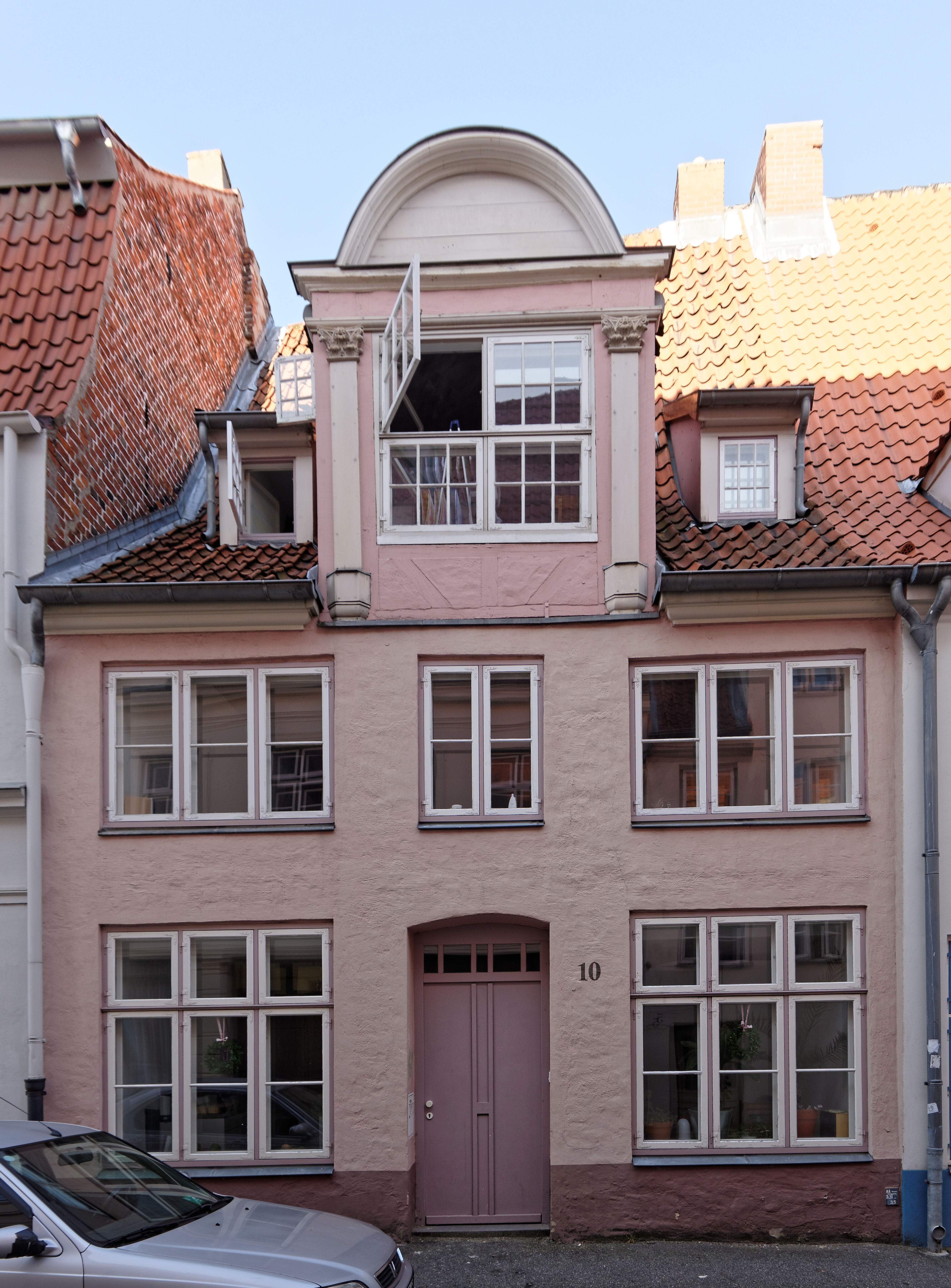 Haus Schwoenekenquerstraße 10