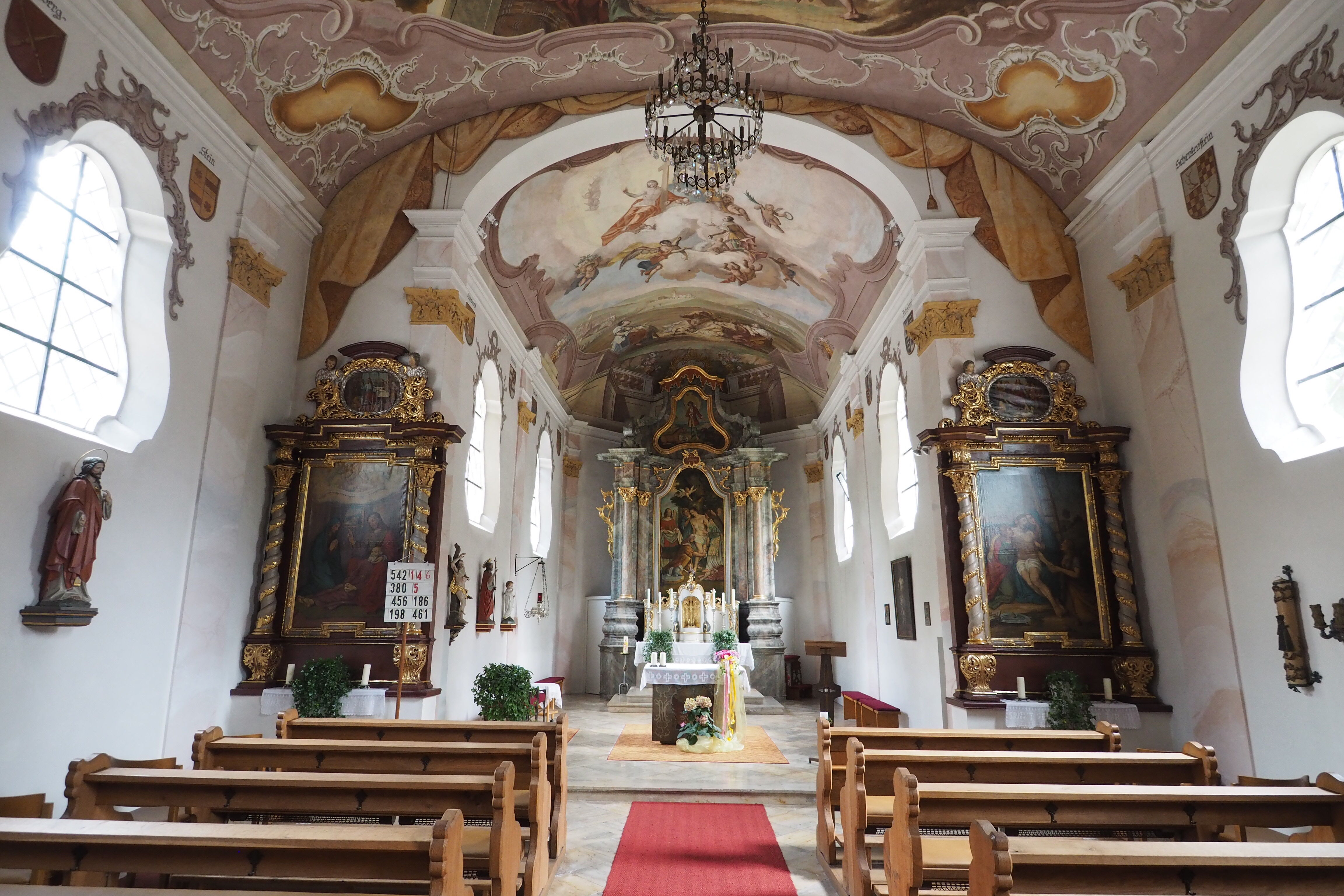 Eggenfelden/Gern, Pfarrkirche St. Sebastian, Friedhof
