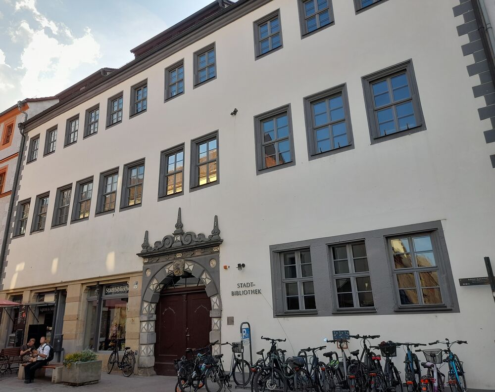 Pirna, Abtshaus, Stadtbibliothek