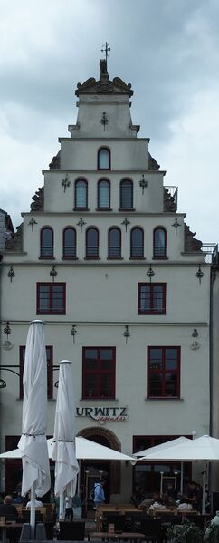Datei:1642a101-dd36-4667-967b-5825011d0cd4.jpg