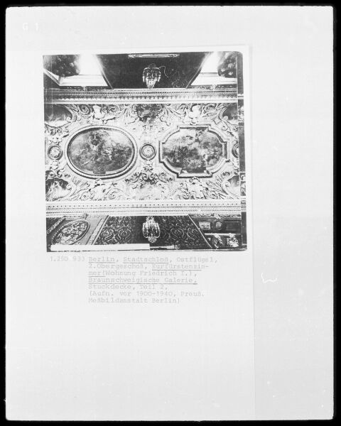 Datei:8200c336-5922-44a4-92f5-7b6f380b7aa7.jpg