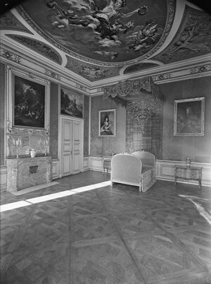 Fm1930848.jpg
