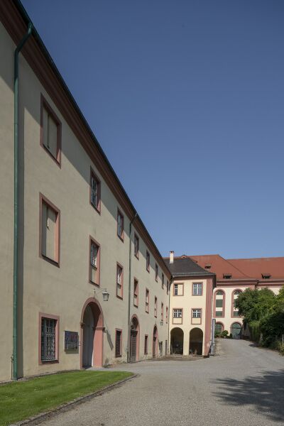 Datei:C357435b-b92e-40e1-874a-f2be752920a5.jpg